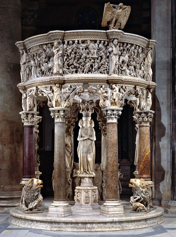 Pulpit by Giovanni Pisano