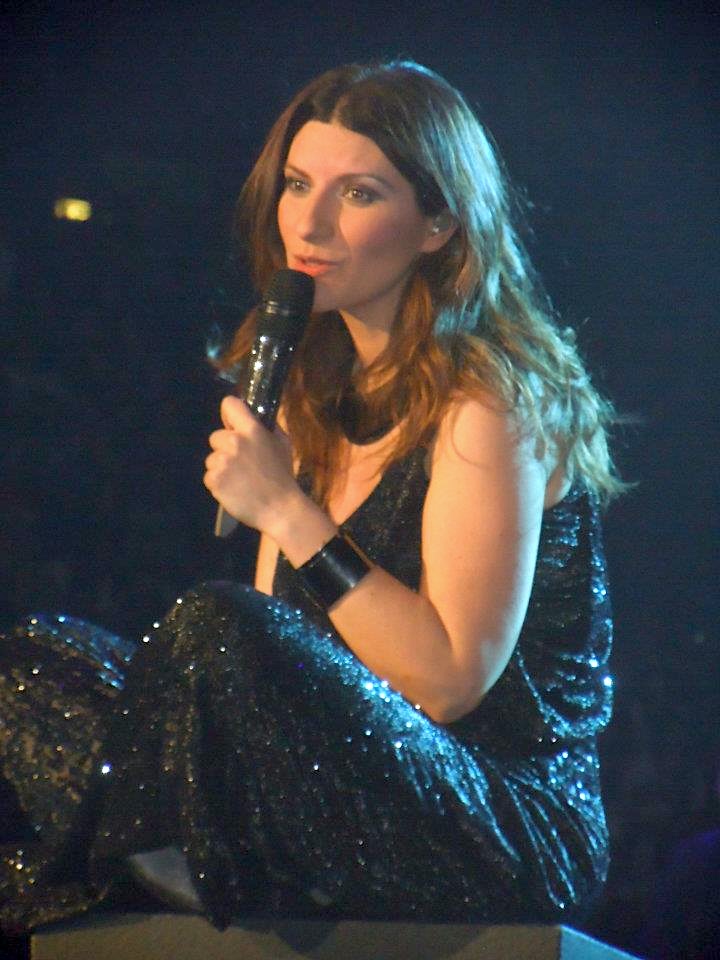 Laura Pausini, 2011, by Francesco Valentini