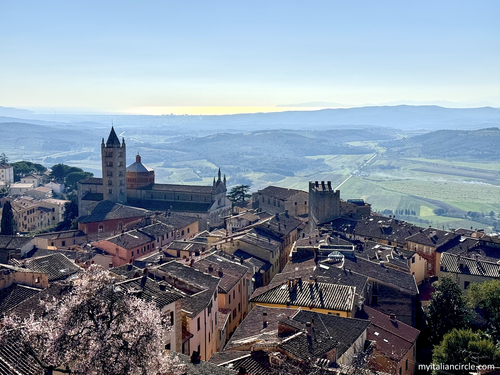 Vista dalla Torre del Candeliere di Massa Marittima